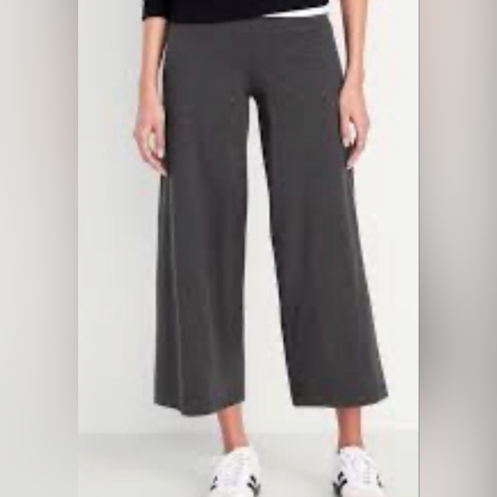 Gap cropped wide leg pants
